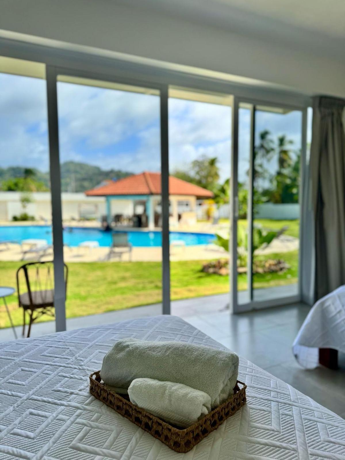 Hotel Candy Rose Colon Exterior foto